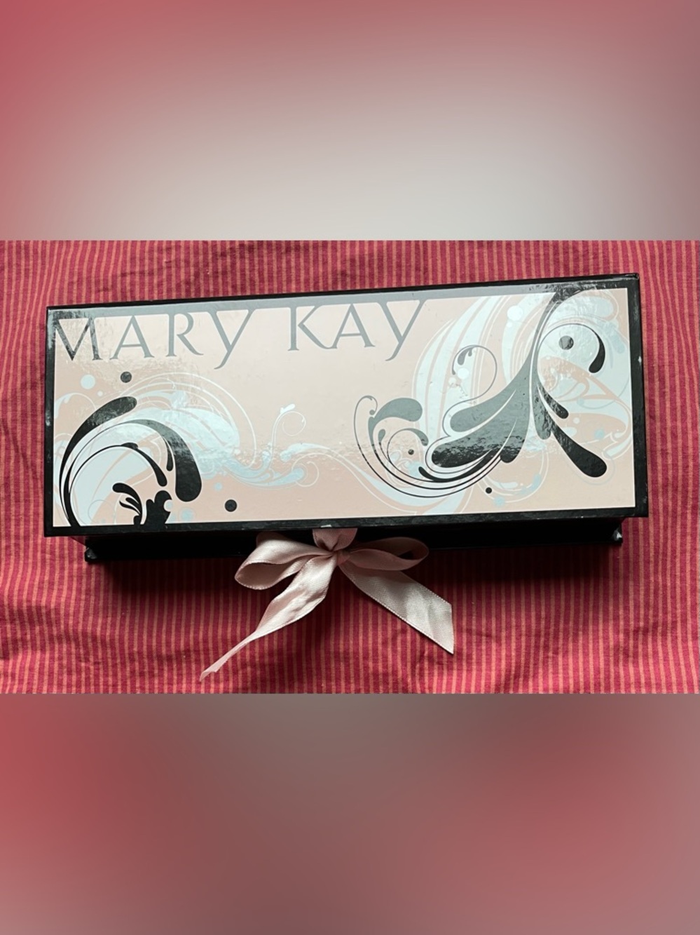 Mary Kay Miniature Perfume Set with Multi-Color Bottles 6 mini fragrances NWB - Picture 2 of 6